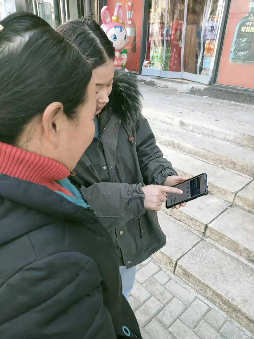 /uploads/image/2022/01/06/65f8d61cd4906bfe7e03263f5486dcf9.jpg 龙眠街道积极推广“国家反诈中心”APP.jpg