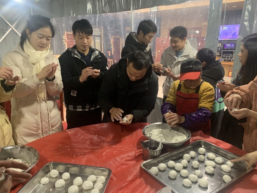 /uploads/image/2022/02/15/74102e3c933cd8d4b34df4dbd8510af1.jpg 桐城法院开展“我们的节日-元宵节”主题活动2(1).jpg