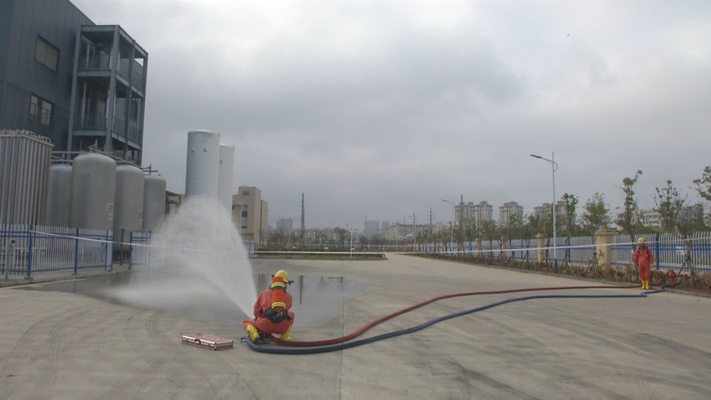 /uploads/image/2022/11/16/83a1f7cb3d5b625910c496c6f1d12ef1.jpg 桐城 危险化学品安全事故演练7.jpg