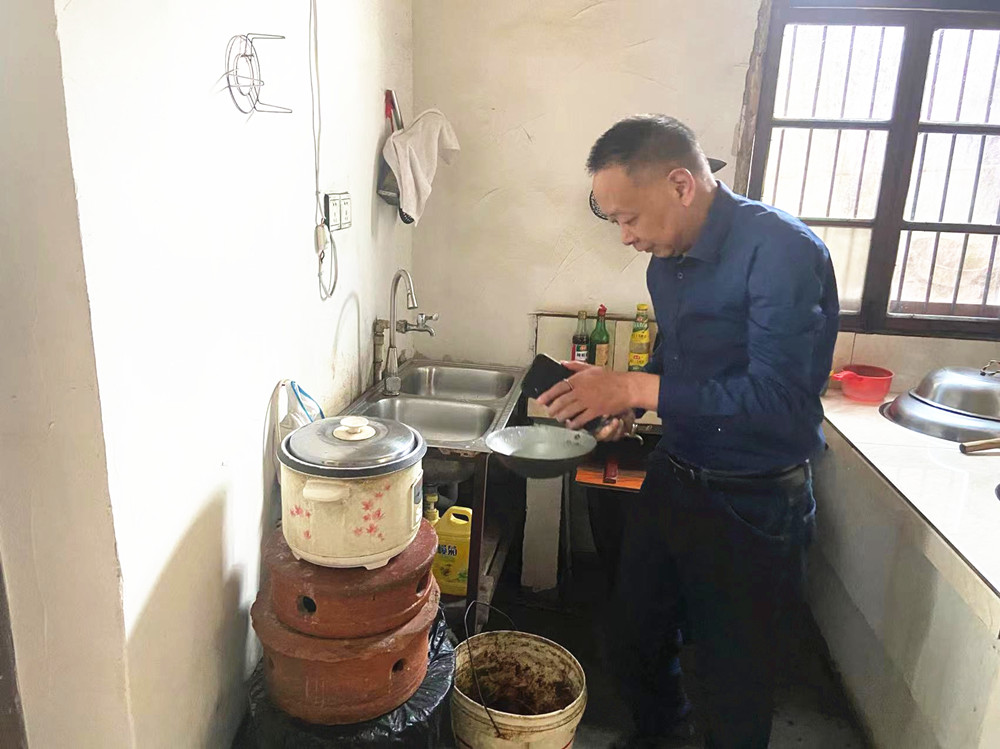 /uploads/image/2022/04/23/7fd006a903241f5bc3e5b0889c508f5b.jpg 农饮水3.jpg