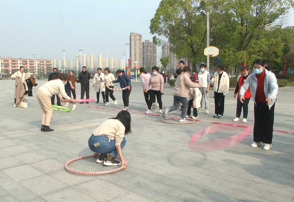 图为盛唐社区三八节活动情景3.jpg