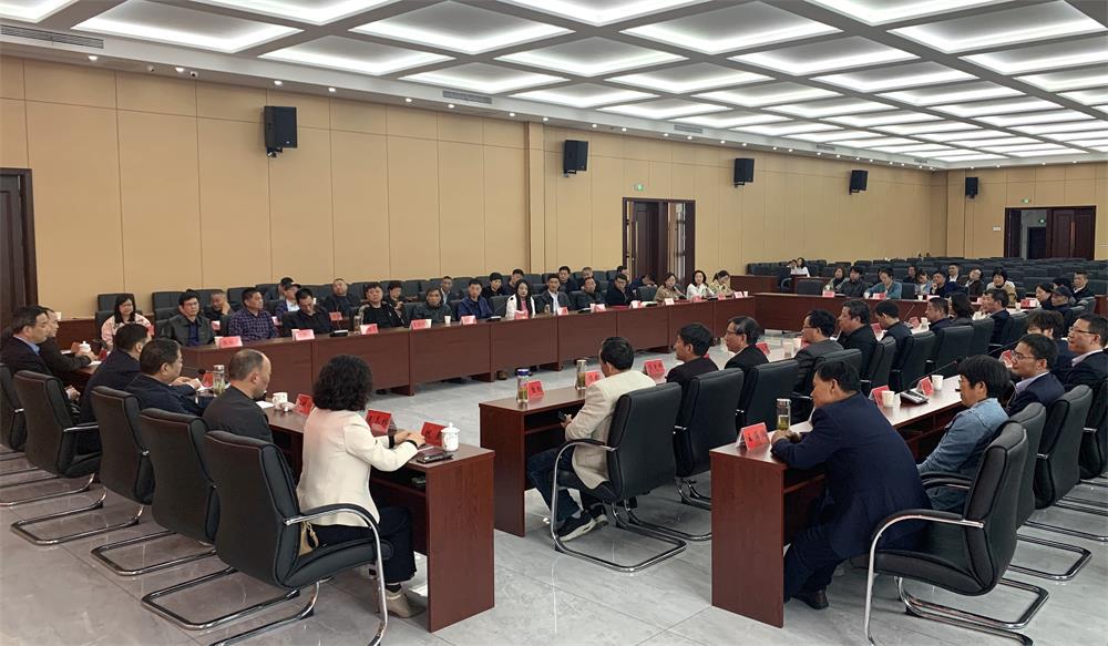 /uploads/image/2023/04/29/d67dad6cc28358dcd78c18803fbd8368.jpg 3劳模会4.jpg