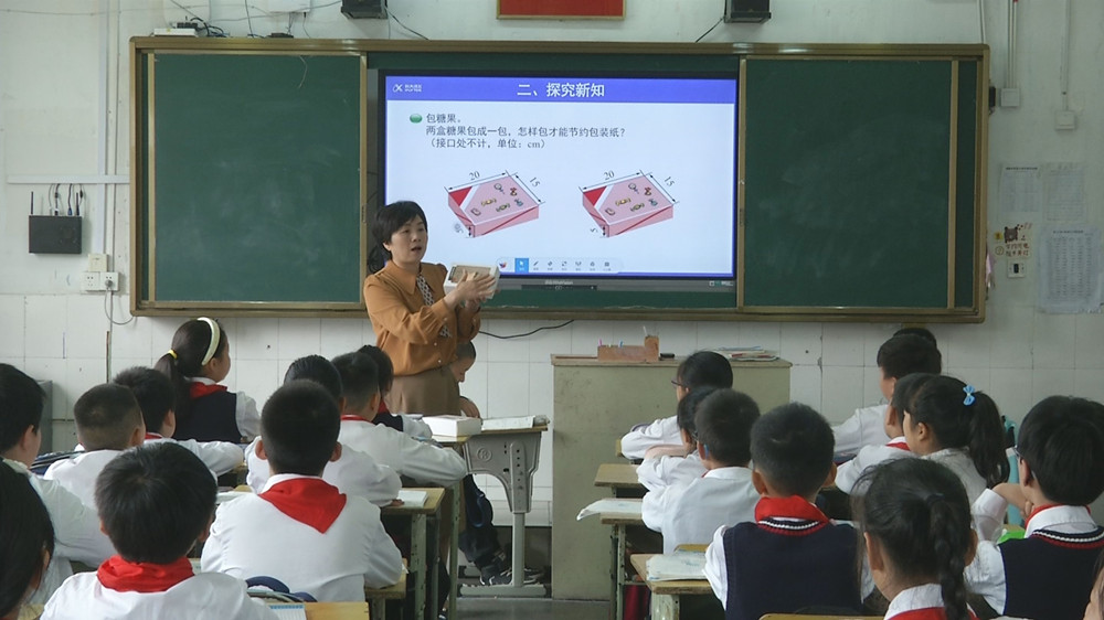 /uploads/image/2023/05/15/49b03b3e2b67b060cfa2ba462eb722bd.jpg 毕爱民.jpg