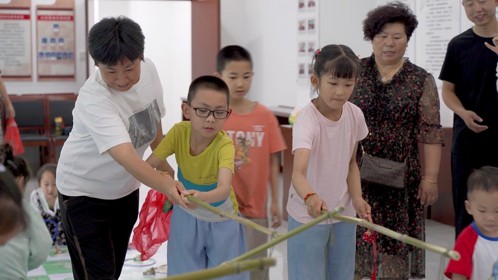 /uploads/image/2023/06/19/cd8a5b47e26fa71afcb2baab8d939e4d.jpg 桐城市龙眠街道开展“浓情端午,粽享佳节”我们的节日端午主题活动2.jpg