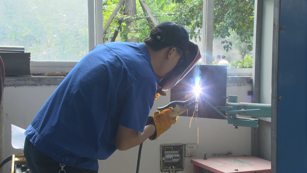 /uploads/image/2023/09/18/869c823f1ef74c6de430a4d7a487b314.jpg 图为实操现场.jpg