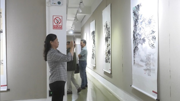 /uploads/image/2023/09/28/2db49769107bcd2d194474594ed19e55.jpg 图为参观现场3.jpg