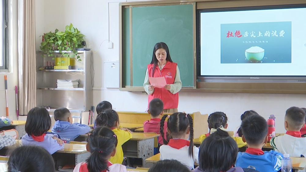 /uploads/image/2023/10/16/7372028ba3dc4cb649f106da17c5a73d.jpg 光盘.jpg