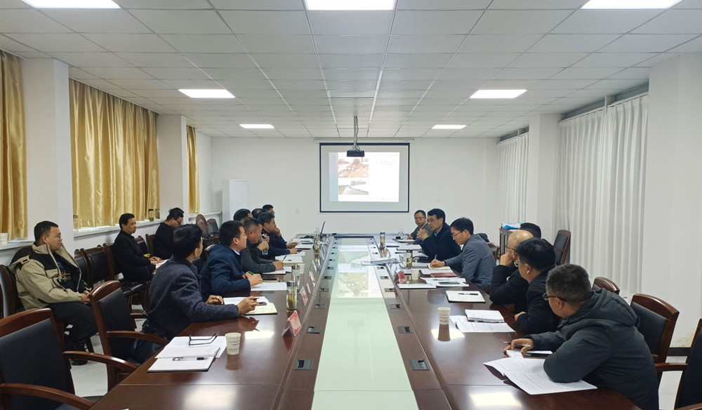 /uploads/image/2023/11/21/12e592d8684e28fc83a82a615e40eff5.jpg 桐城市自然资源和规划委员会2023年第六次专题会议.jpg