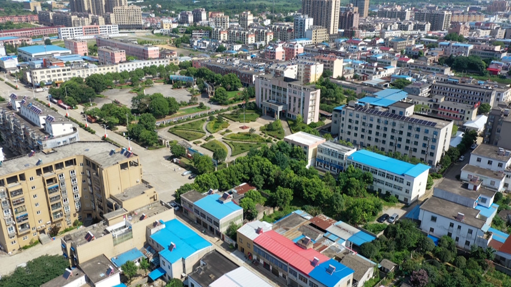 /uploads/image/2022/09/19/384c22754be2531a5cb1241aac0c31ab.jpg 图为范岗镇航拍 (1).jpg