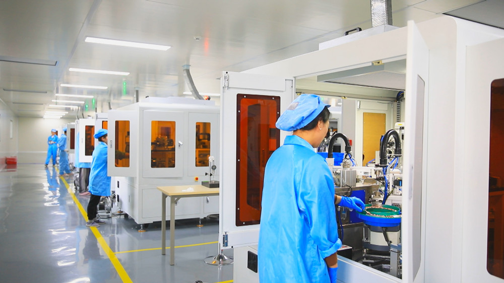 /uploads/image/2024/03/11/6d96ed2afbf89d4a2efa19fdf333fe70.jpg 图为安庆力翔新能源有限公司繁忙的生产车间2.jpg