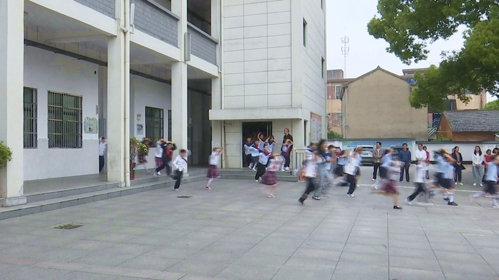 /uploads/image/2024/05/11/40da06bd8379b04567537fefdb4f14f3.jpg 演练(2).jpg