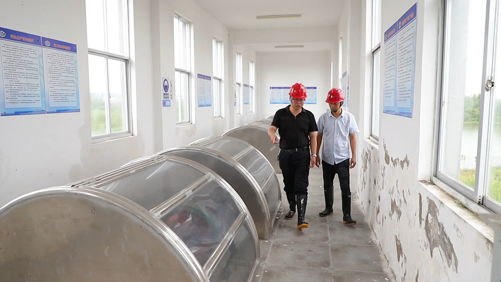 安徽桐城：开足马力排涝 确保良田稳产丰收[00_04_41][20240622-145437].jpg