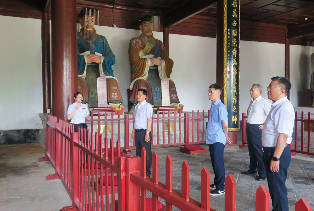 /uploads/image/2024/07/03/eed5a268a287bf0cc59984a79435eb18.jpg 4参观桐城文庙_副本.jpg