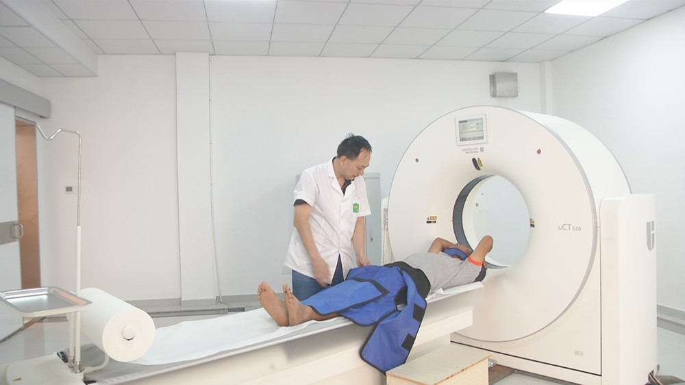 /uploads/image/2024/08/15/b30da6b70148afe68d7f8e6e54ef3849.jpg 乡镇医院首台CT机投入使用.jpg