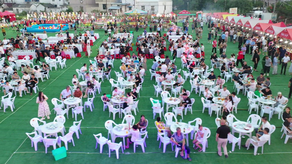 安徽桐城：举办龙虾节 点亮乡村“夜经济”[00_03_07][20240823-114138].jpg