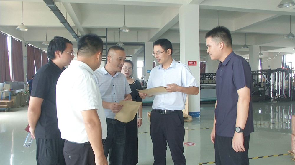 宣讲到双港  在企业宣讲3.jpg