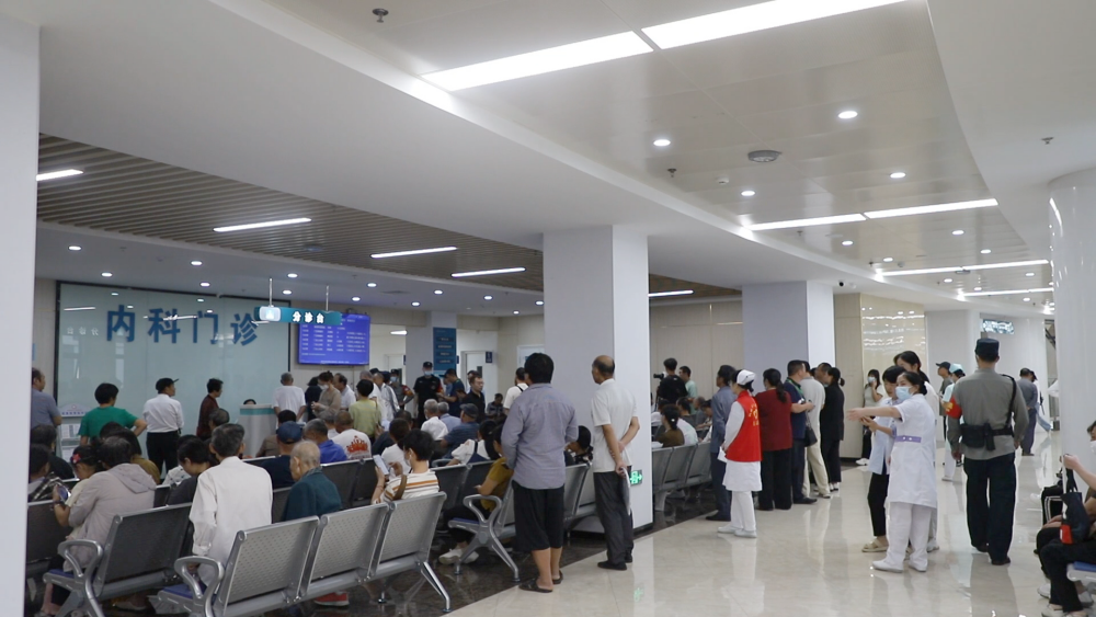 安徽桐城：名医家乡行 义诊暖乡亲[00_01_34][20240923-110731].png