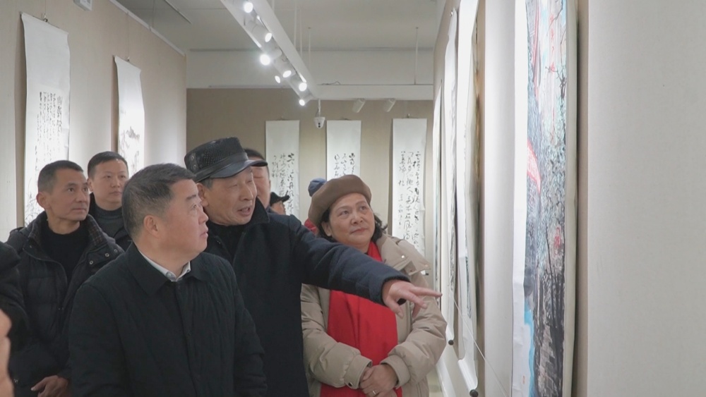 /uploads/image/2024/12/19/0c0f42f1afa356f928a8075fd014363a.jpg 图为活动现场4.jpg