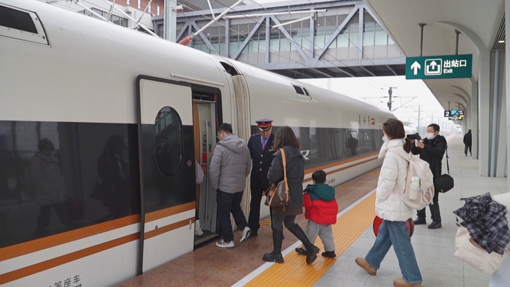 /uploads/image/2025/01/27/39789afb09dceeb9637d6f58c673ec48.jpg 高铁.jpg