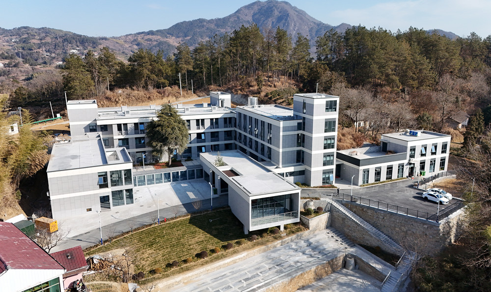 /uploads/image/2025/02/06/7930c17d498e89246376abdfaccbc7a7.jpg 10.jpg