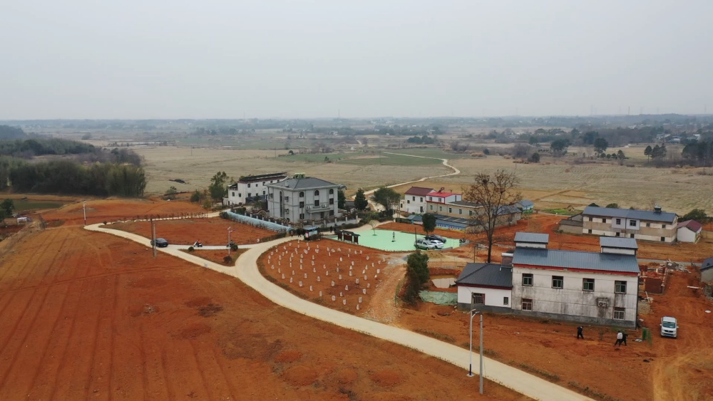 安徽桐城：“乡贤自治” 绘就和美乡村新画[00_10_21][20250218-164004].jpg