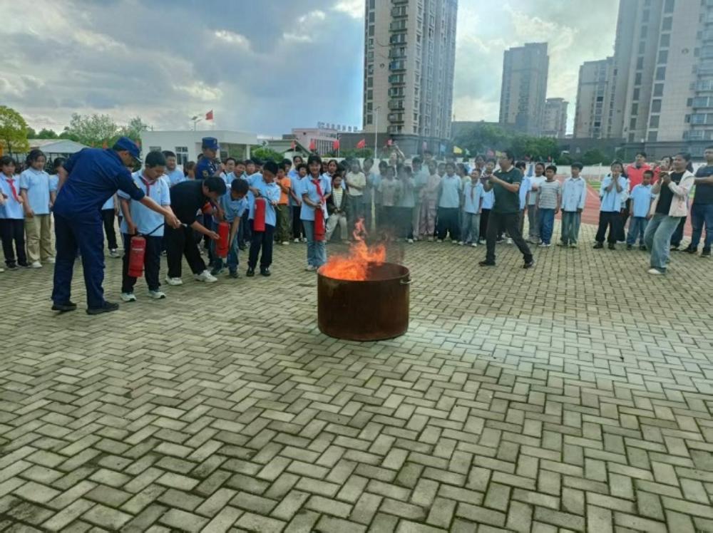 /uploads/image/2025/05/13/18de48b8cfe549a745971501a4131fa3.jpg 图片1(6)(1).jpg