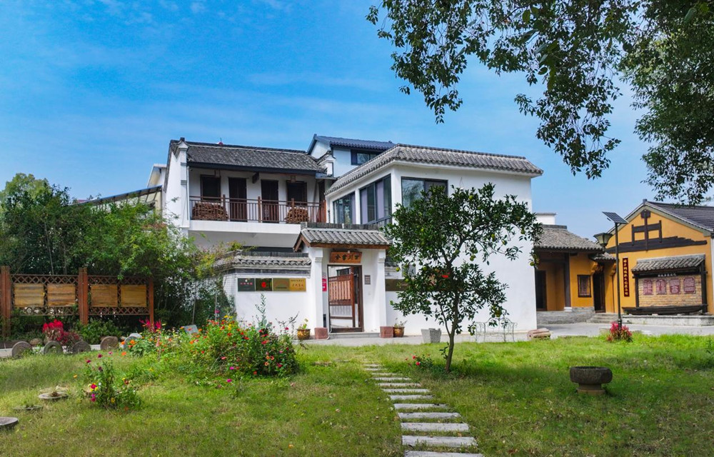 /uploads/image/2025/05/27/117a7491b3120d7a5866abe132cdb4d2.jpg 14.jpg