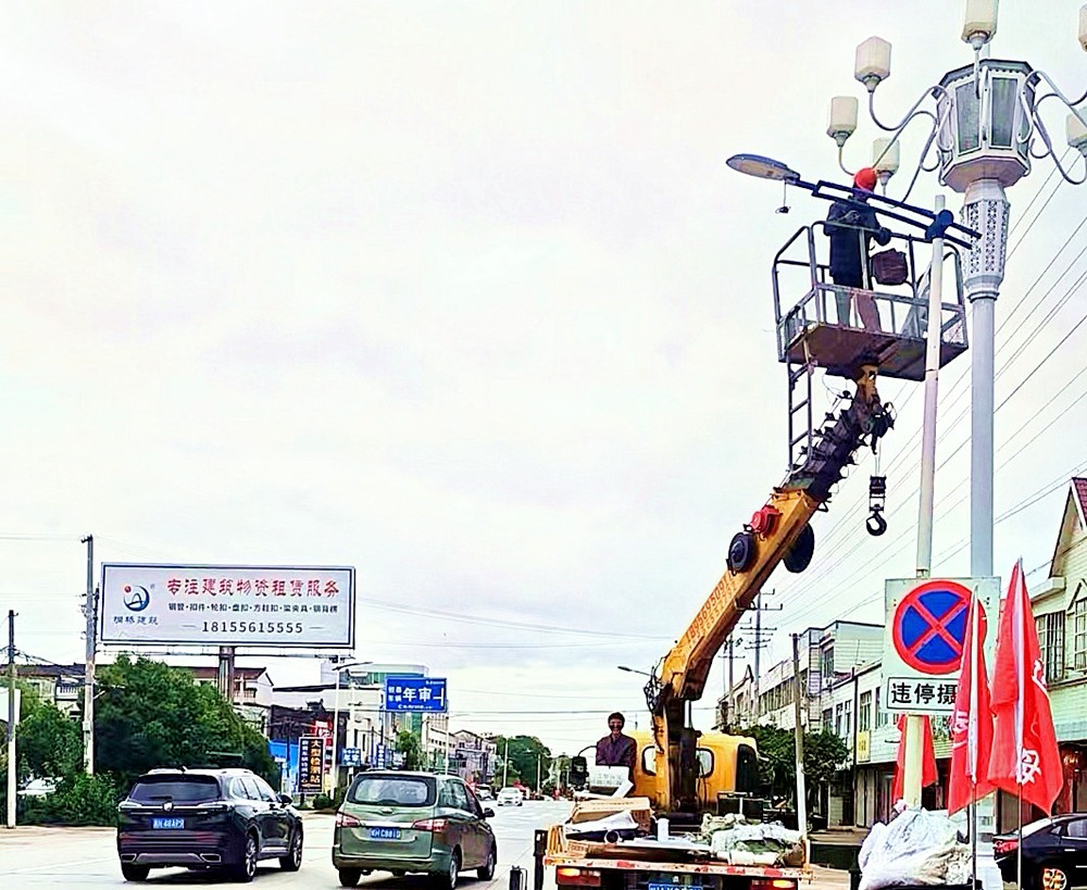 /uploads/image/2025/06/05/618ad61a708554dd8120c9169a2087d4.jpg 路灯_副本.jpg