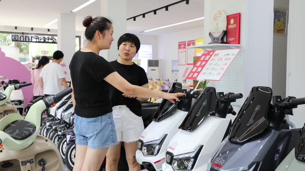 /uploads/image/2025/06/19/8a458ad141b82166380fdd20f1227e53.jpg 电动车 (4).jpg