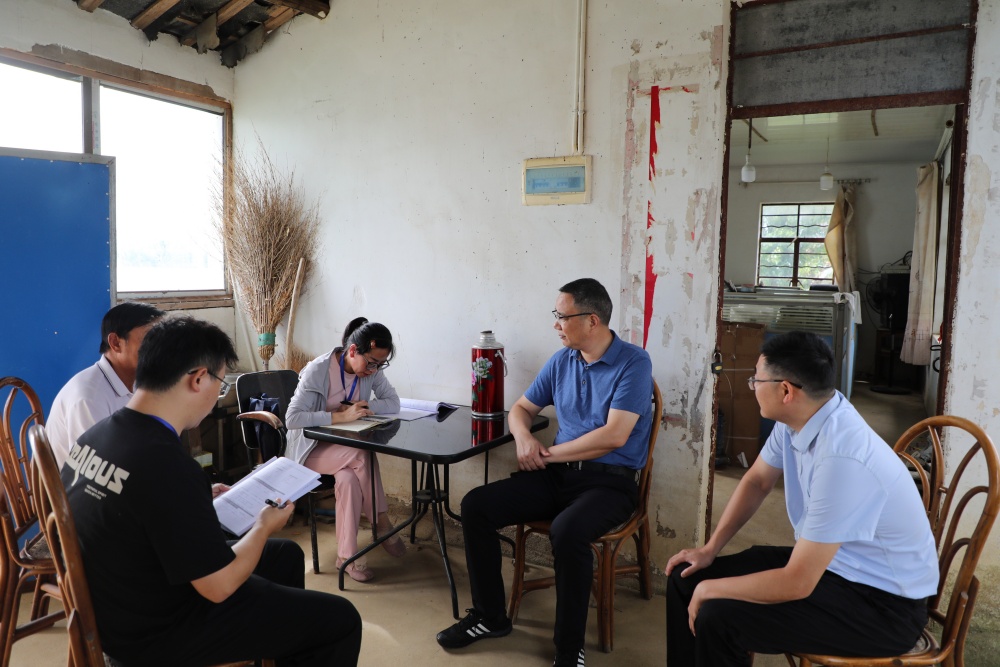 图为普查工作现场3  (1).JPG