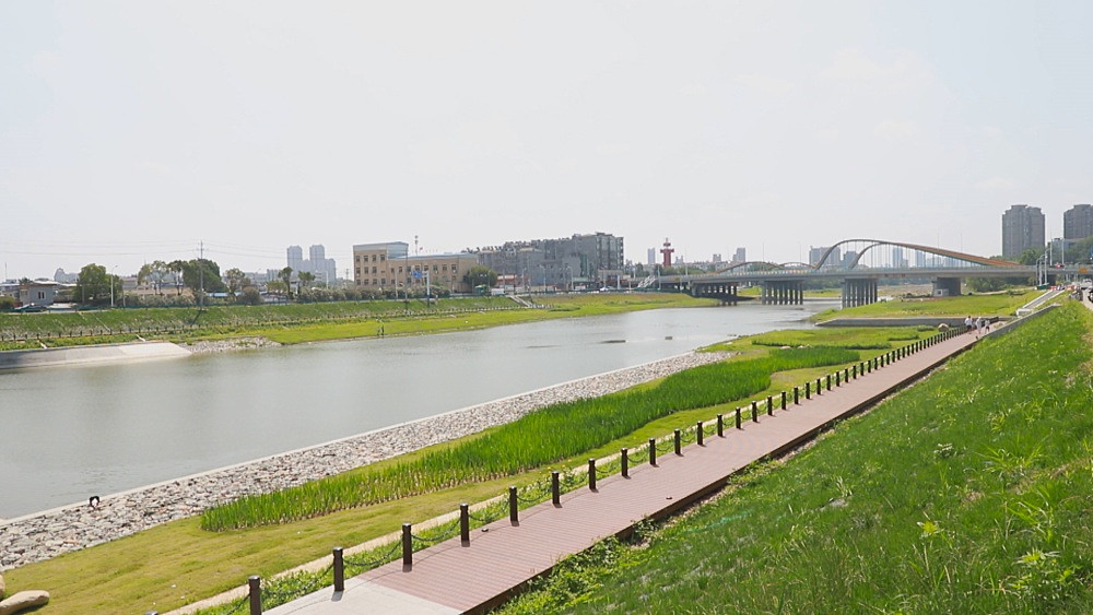 /uploads/image/2025/07/28/8ea125dd6b0e59ae50b383708cea0ab5.jpg 幸福河湖.jpg