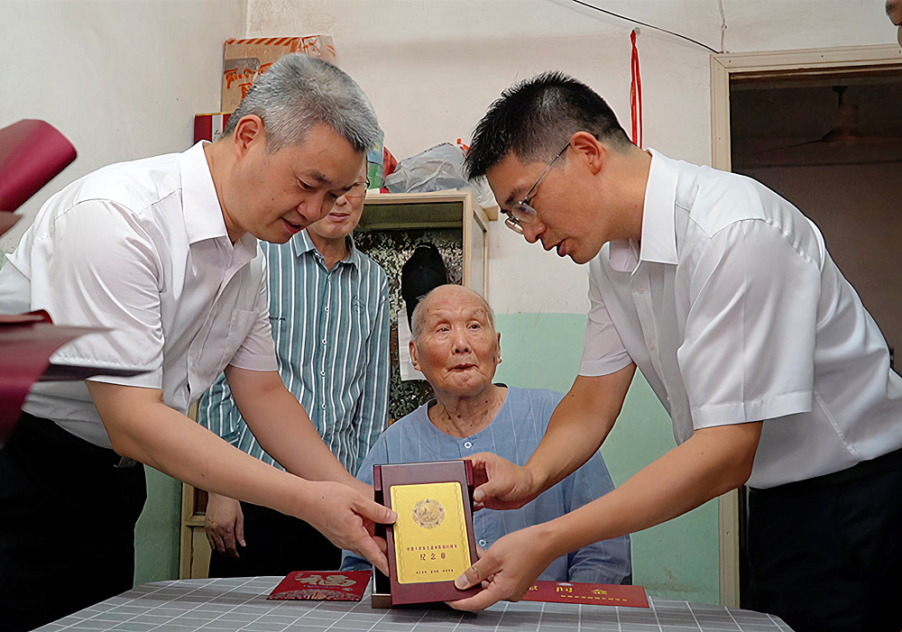 /uploads/image/2025/09/03/bd9ddf324419f60139f11c133a1f8f2e.jpg 11_副本.jpg