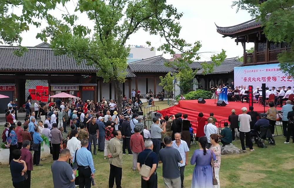 /uploads/image/2025/10/01/1f2b636f6c867c4393168c3fe3e95223.jpg 15.jpg