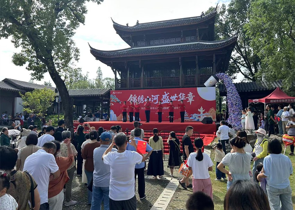 /uploads/image/2025/10/01/b602f5dee5bf32c6186b82216c34f2ca.jpg 21.jpg