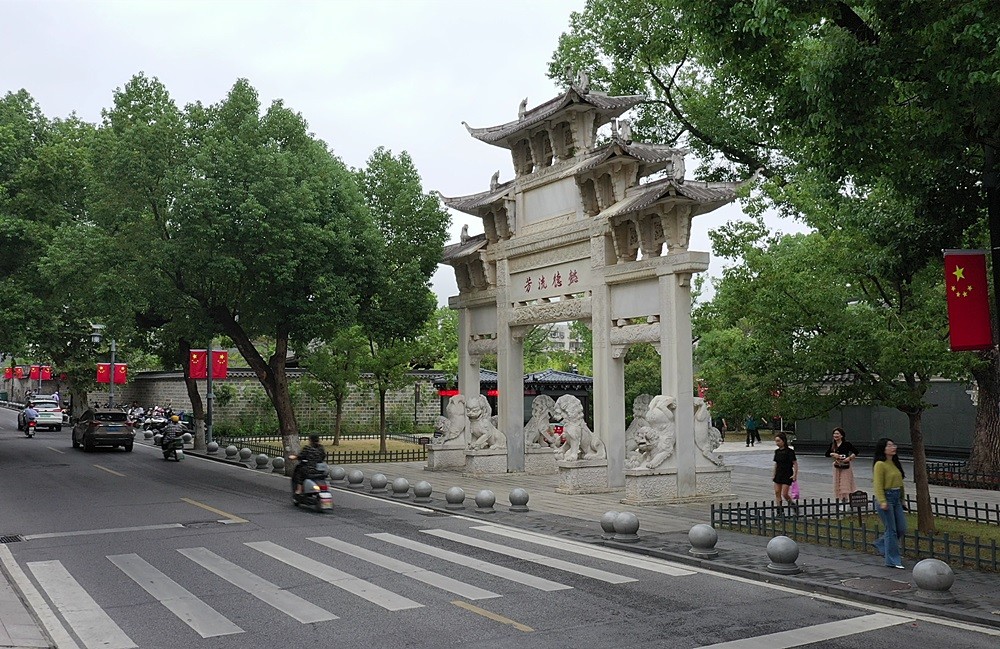 /uploads/image/2025/10/01/103ffbcd7c37871533ea6eaa46daa220.jpg 10.jpg