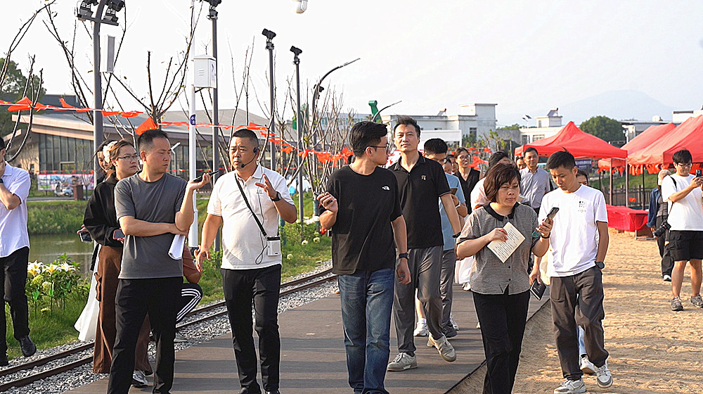 /uploads/image/2025/10/13/15cb1bf119550f4c5f3276dd4e8f55f1.jpg 微信图片_20251013095738_副本.jpg