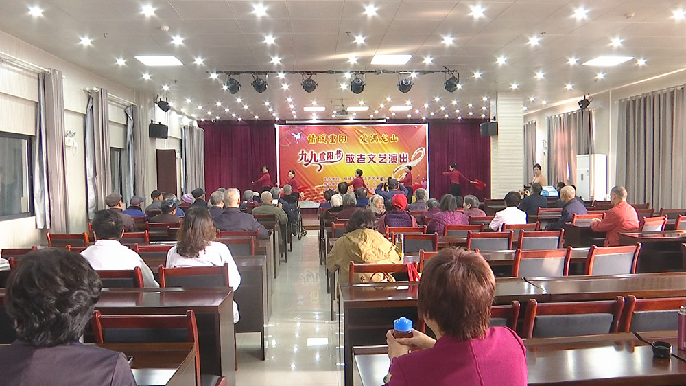 /uploads/image/2025/10/28/f164daa4e8e5d37810a82e7e465589f9.jpg 夜校_副本.jpg