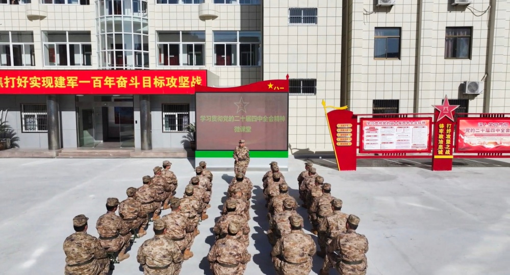 /uploads/image/2025/11/27/949bb71e43c4c0ae81da0123dc297b9e.jpg 1126图为活动现场_副本.jpg