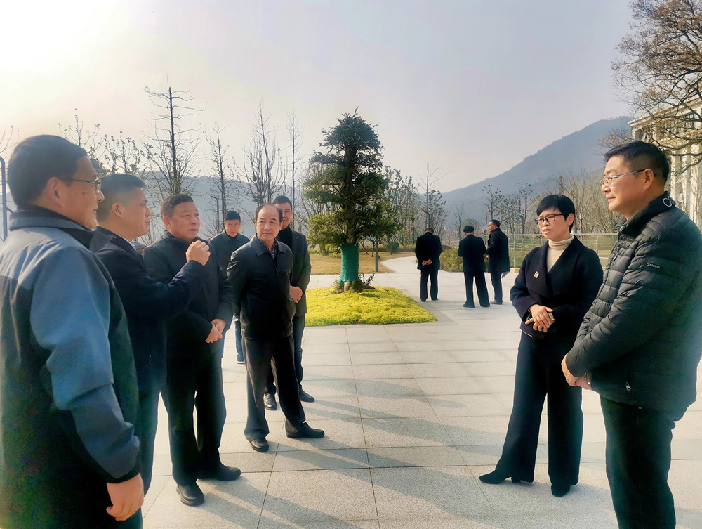 /uploads/image/2025/12/03/883cfa56bf7cd01f041ead66a979e28f.jpg 1.jpg