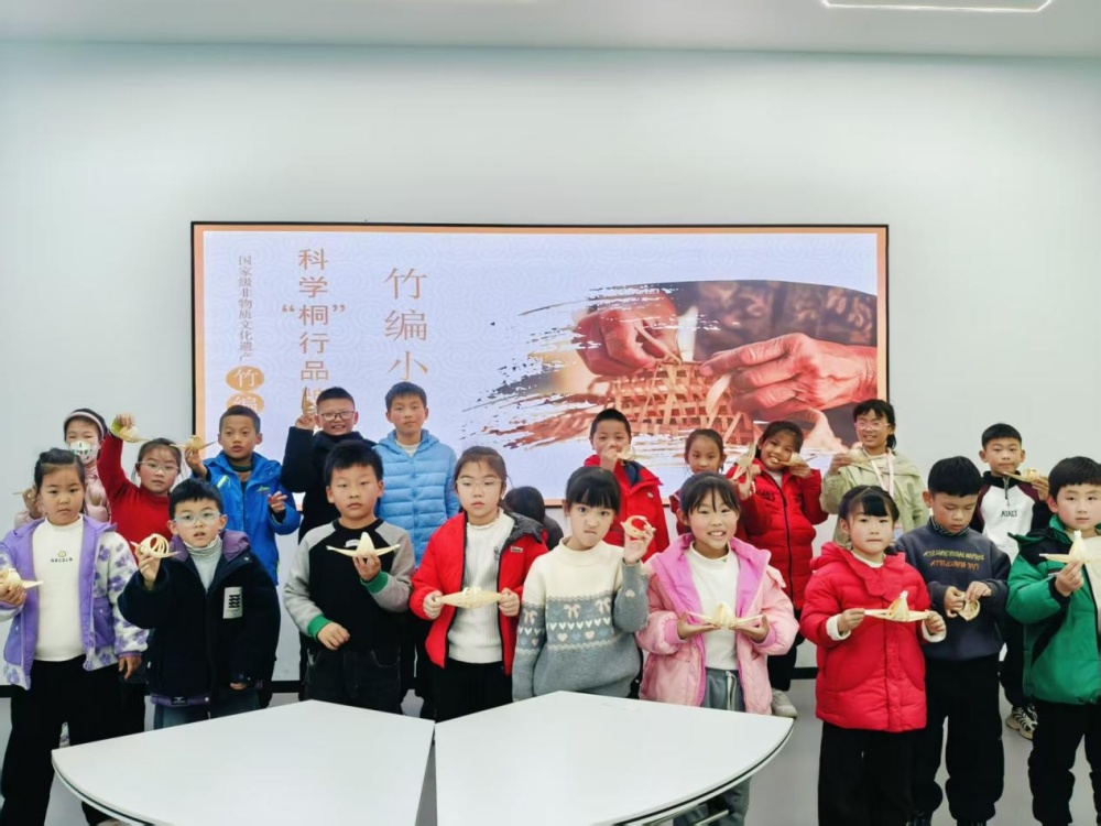 /uploads/image/2025/12/09/4750d6cdd7c8ef740396178617789d68.jpg 图片3.jpg