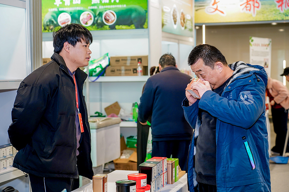 /uploads/image/2025/12/16/f5b9564501c6c3be3a80dac18a765486.jpg 6.jpg