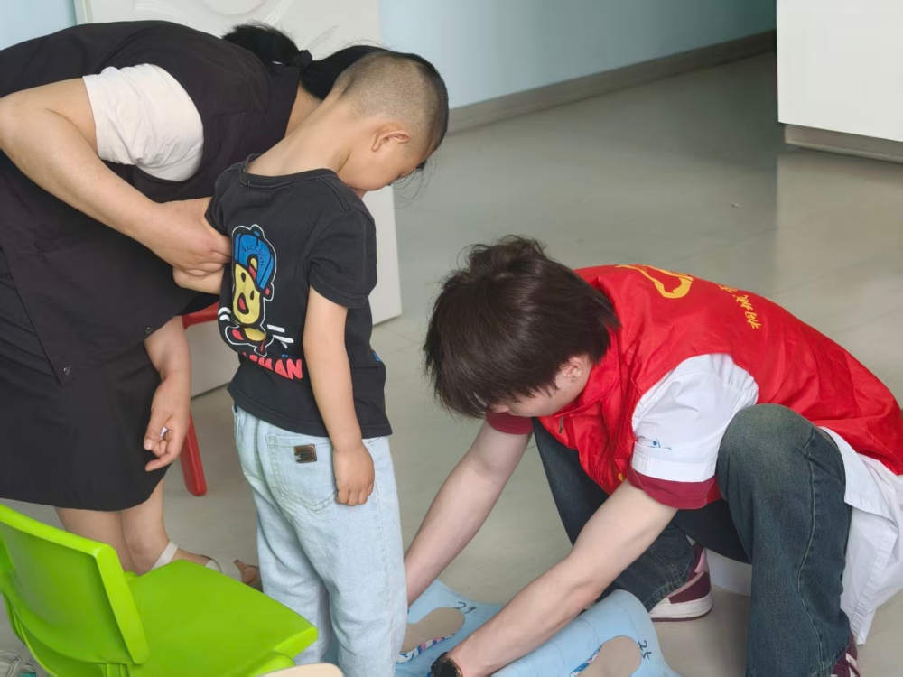 图为活动现场.jpg