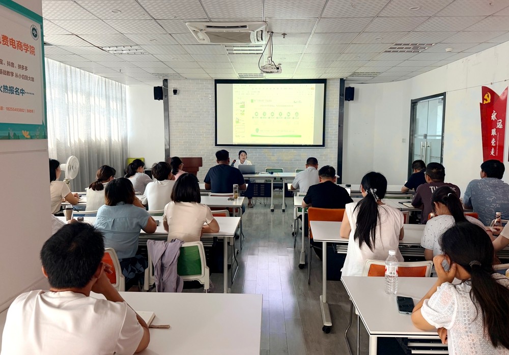 图为活动现场1(4).jpg