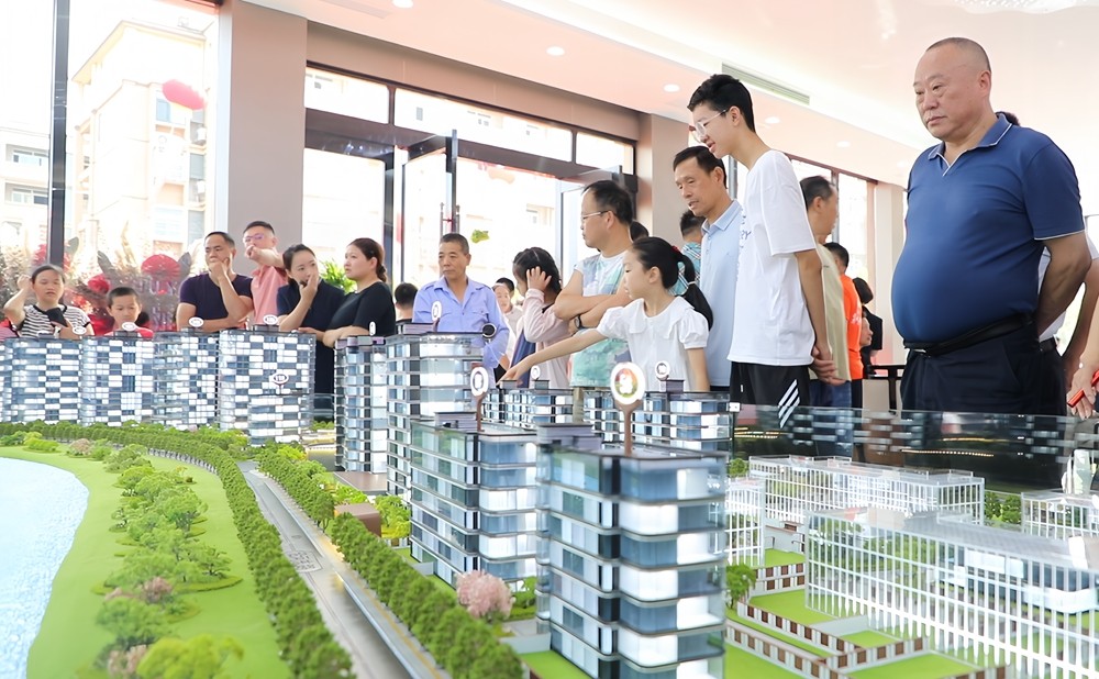 我市首个第四代好房子社区今日正式开放2_副本.jpg