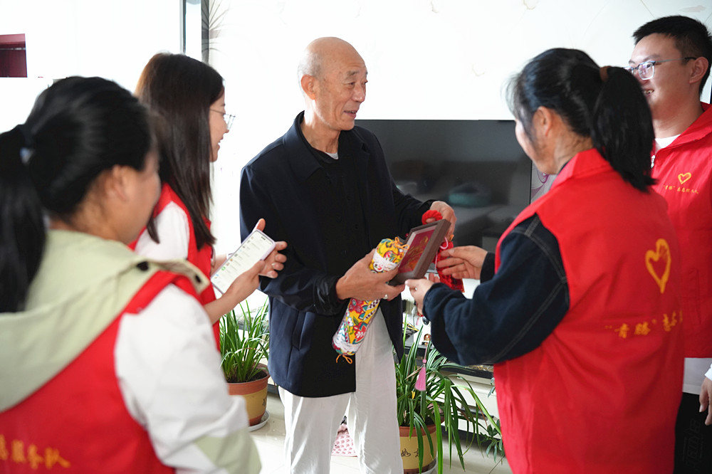 2fbc2ecc3961481c36c02d04e61272f9_副本.jpg